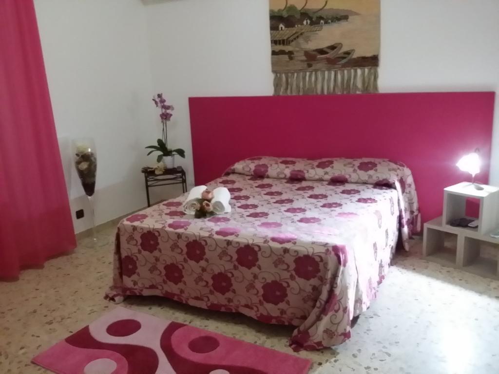 La Casa Dei Nonni Bed & Breakfast Custonaci Eksteriør bilde